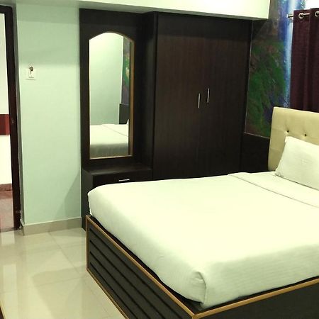 Apple Park Annexe Hotel Tiruchirappalli Exterior photo